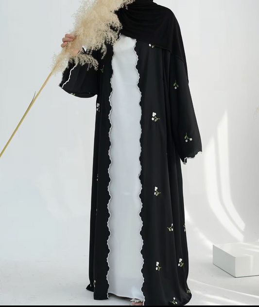 Floral Embroidered Open Abaya – Elegant Scalloped Trim Modest Maxi